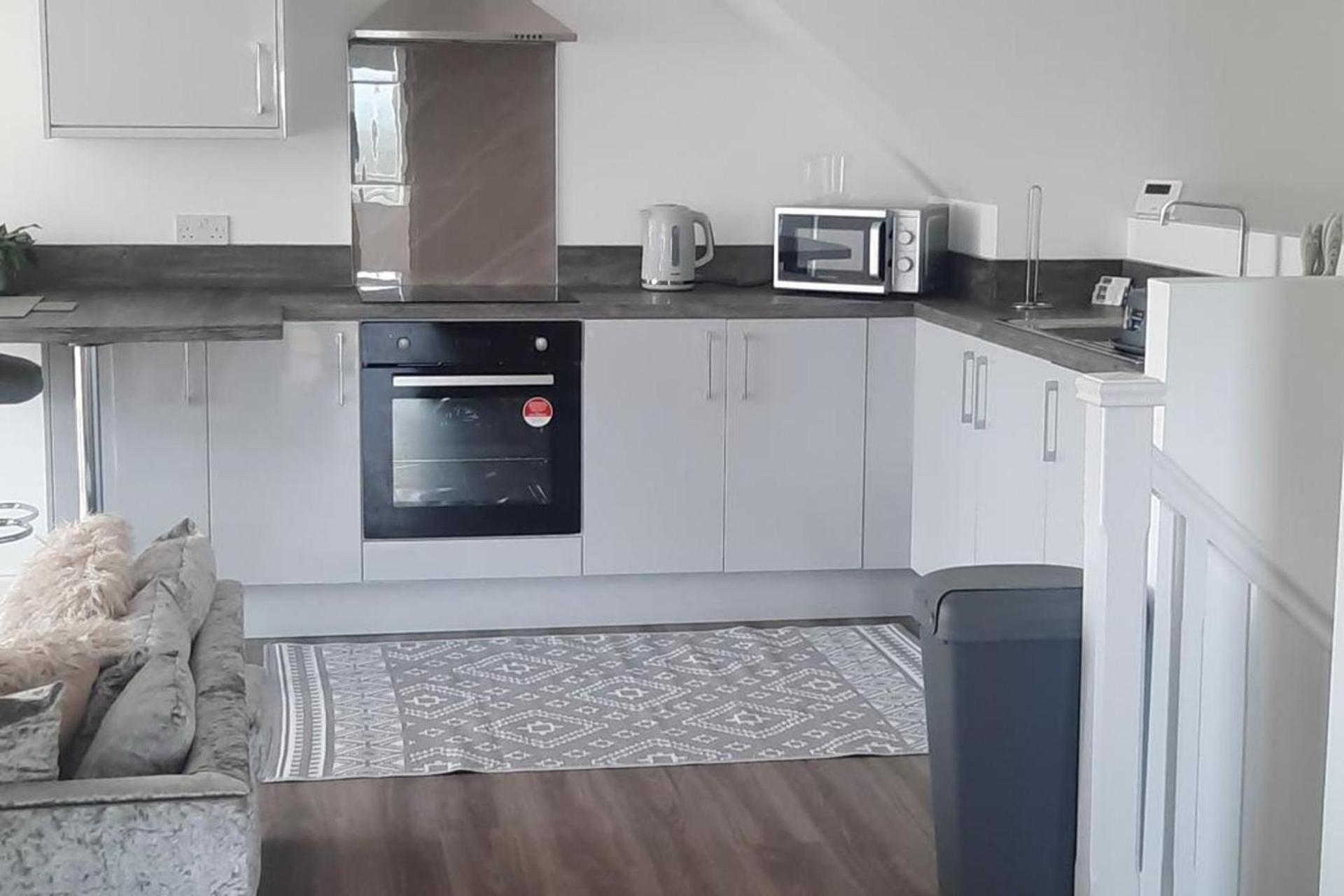 Lanarkshire Apartment- Views- Sleeps 4- Balcony Larkhall  Luaran gambar